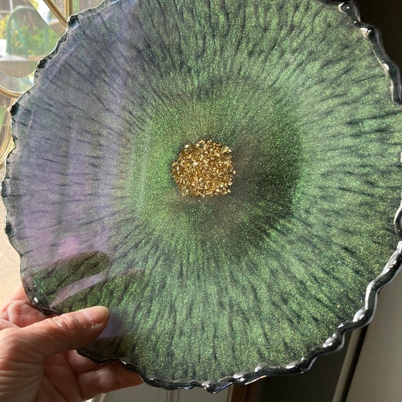 COLOUR SHIFTING RESIN PLATE - Picture 6 of 6